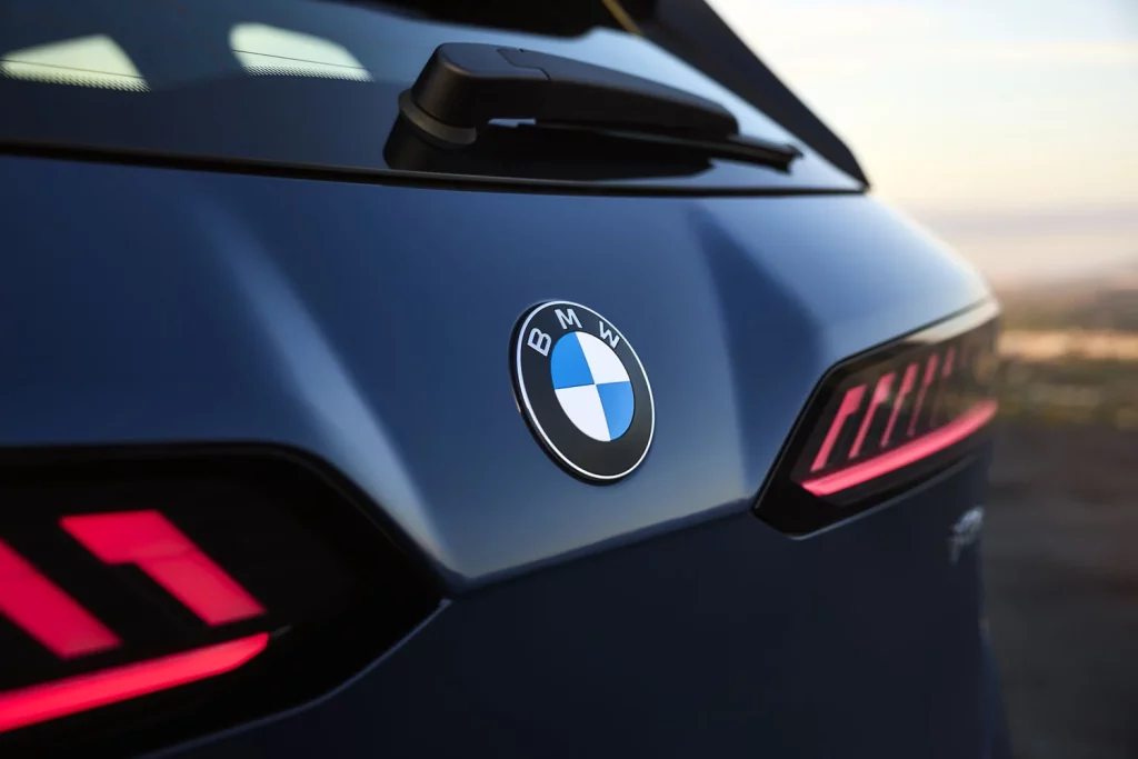 BMW IX3 27 Motor16