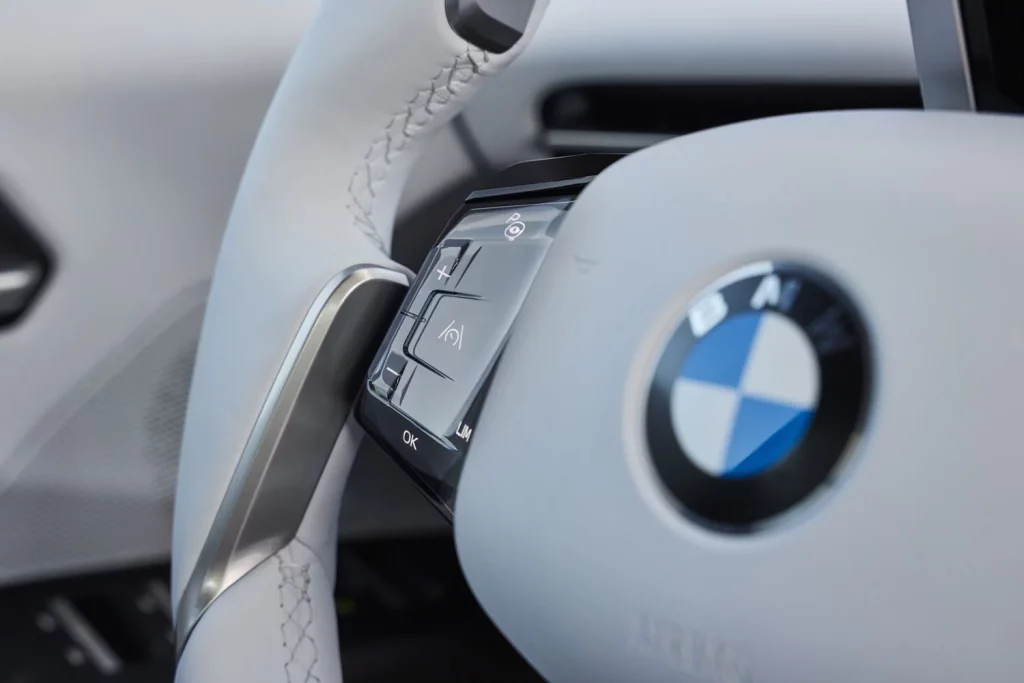 BMW IX3 44 Motor16