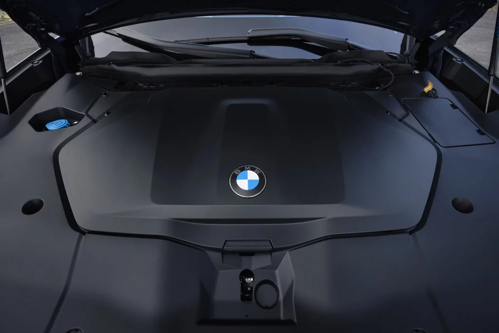 BMW IX3 48 Motor16