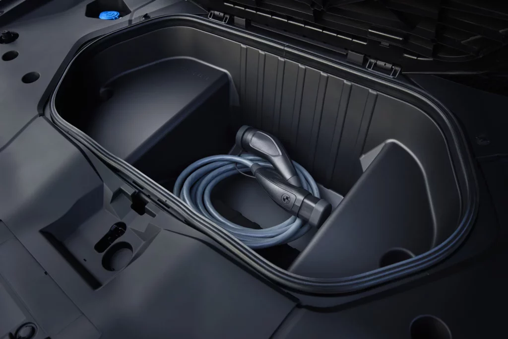 BMW IX3 49 Motor16