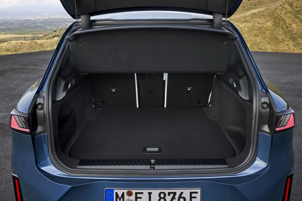 BMW IX3 50 Motor16