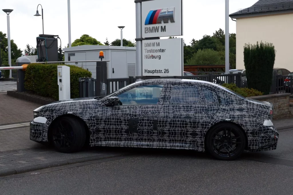 BMW M3 electrico 12 Motor16