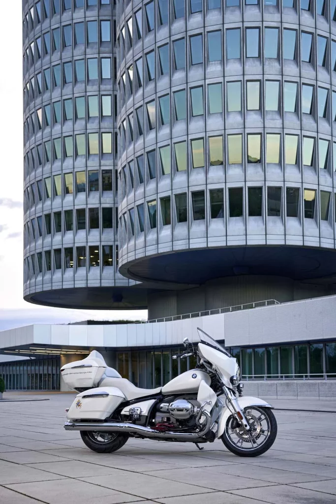 BMW R 18 Transcontinenta papa Leon XIV02 Motor16