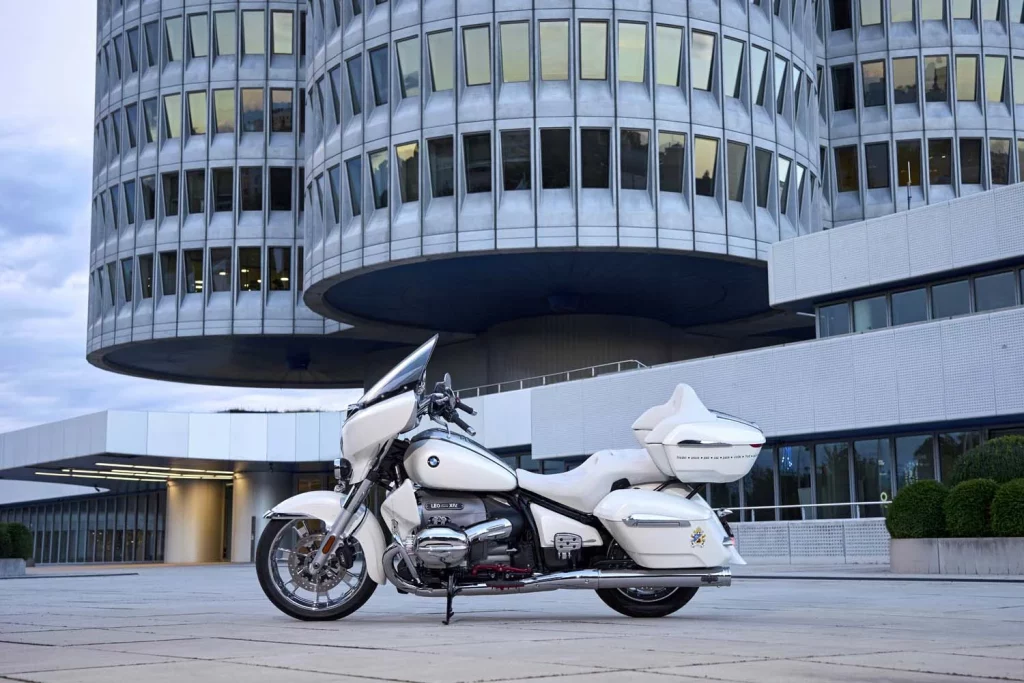 BMW R 18 Transcontinenta papa Leon XIV5 Motor16