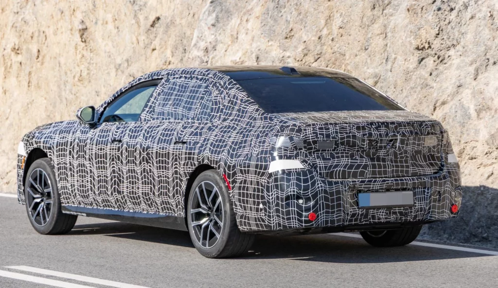 El restyling del BMW Serie 7 llegará en 2026 17 Motor16 BMW Serie 7 2026 15 Motor16