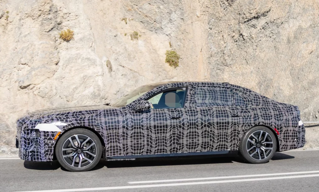 El restyling del BMW Serie 7 llegará en 2026 10 Motor16 BMW Serie 7 2026 8 Motor16