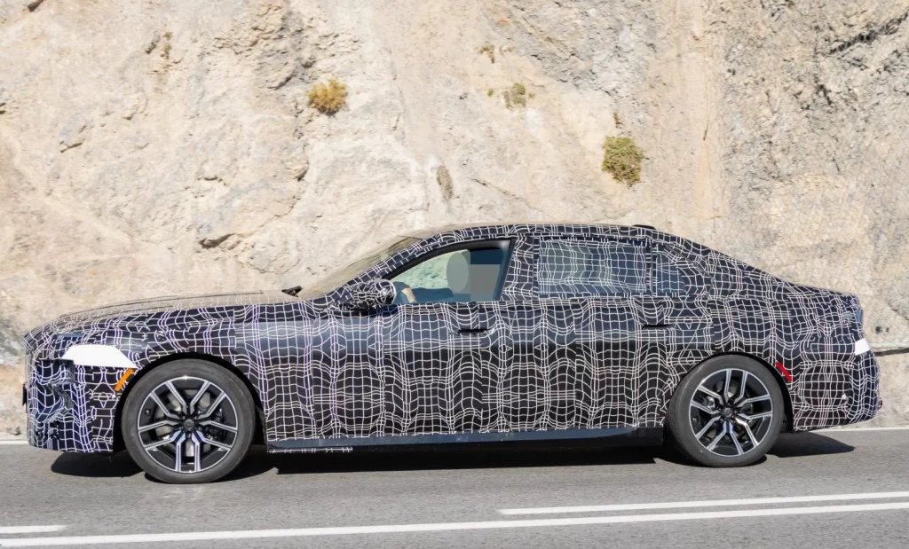 El restyling del BMW Serie 7 llegará en 2026 1 Motor16 BMW Serie 7 2026 (9)