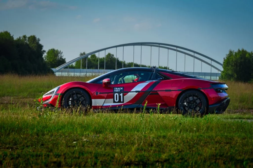 De fabricar aspiradoras a desafiar a Ferrari: el plan de Dreame para crear el coche más rápido del mundo 59 Motor16 BYD YangWang U9 Track Edition Motor16