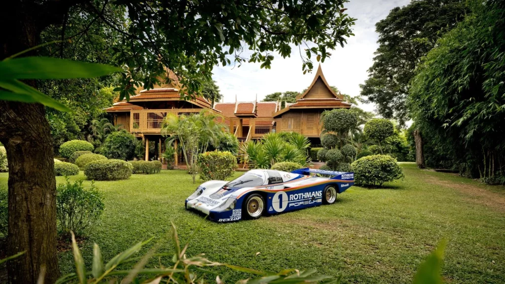 Curvistan Bangkok celebra su aniversario con el Porsche 956 LH 18 Motor16 Curvistan Bangkok Porsche 16 Motor16