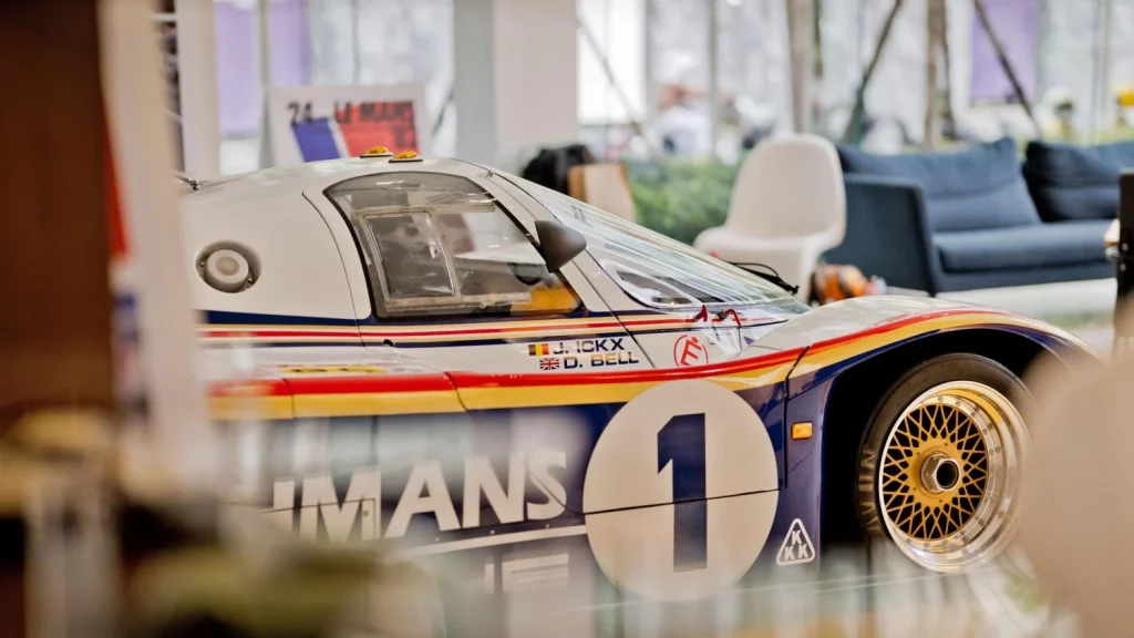 Curvistan Bangkok celebra su aniversario con el Porsche 956 LH 7 Motor16 Curvistan Bangkok Porsche 5 Motor16