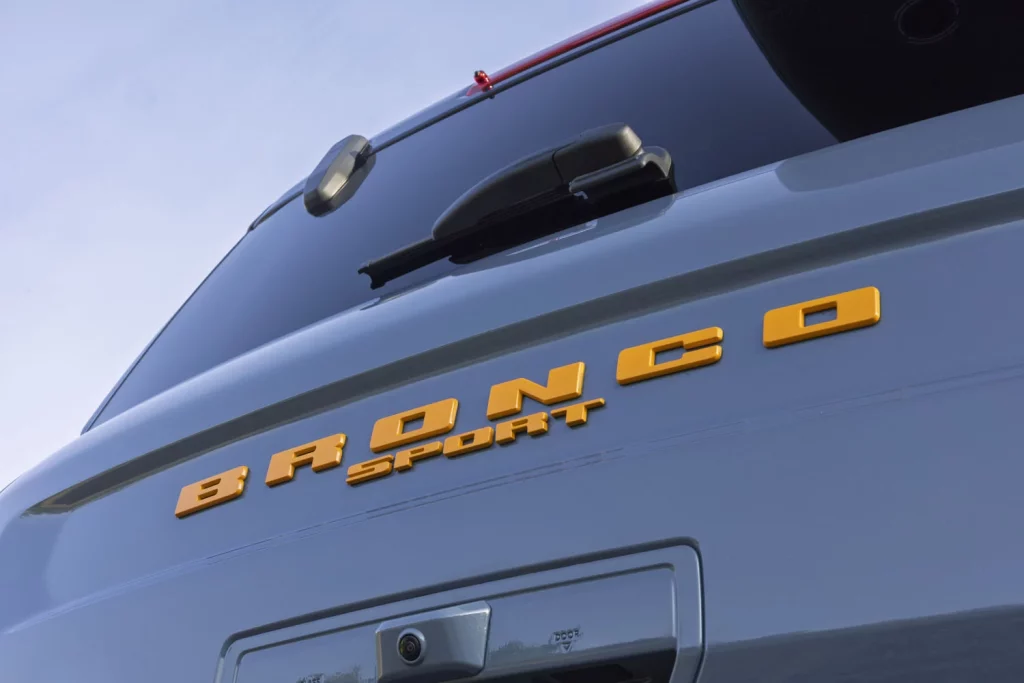 Los nuevos prototipos del Ford Bronco en su 60 cumpleaños 18 Motor16 Ford Bronco Sport Silver Lake Dunes Project Vehicle 10 2123 Motor16