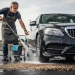 Un experto en detailing te lo dice bien claro: ‘Al volver de la playa no laves el coche con una pistola de presión’