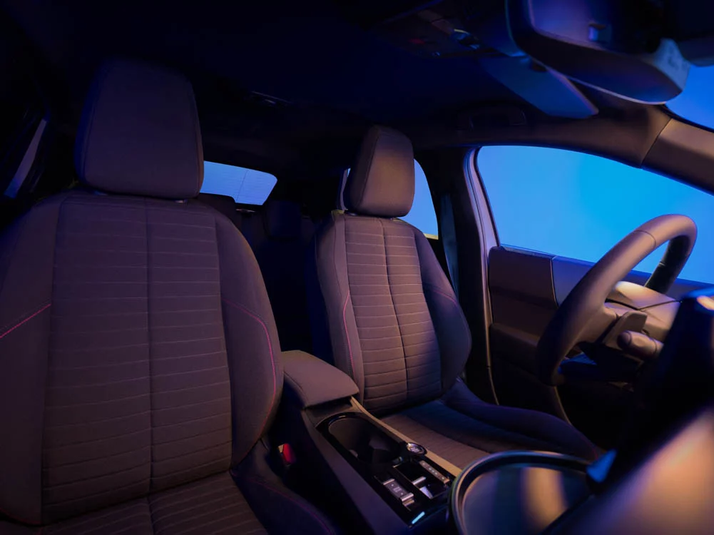 Lancia Ypsilon: tradición, diseño y deportividad en clave electrificada 4 Motor16 HF Line interiors 1 Motor16