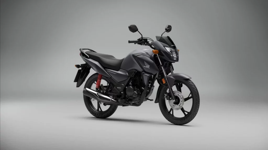 Honda CB125F 2026: Aún más eficiente 3 Motor16 Honda CB125F 2026 1 Motor16