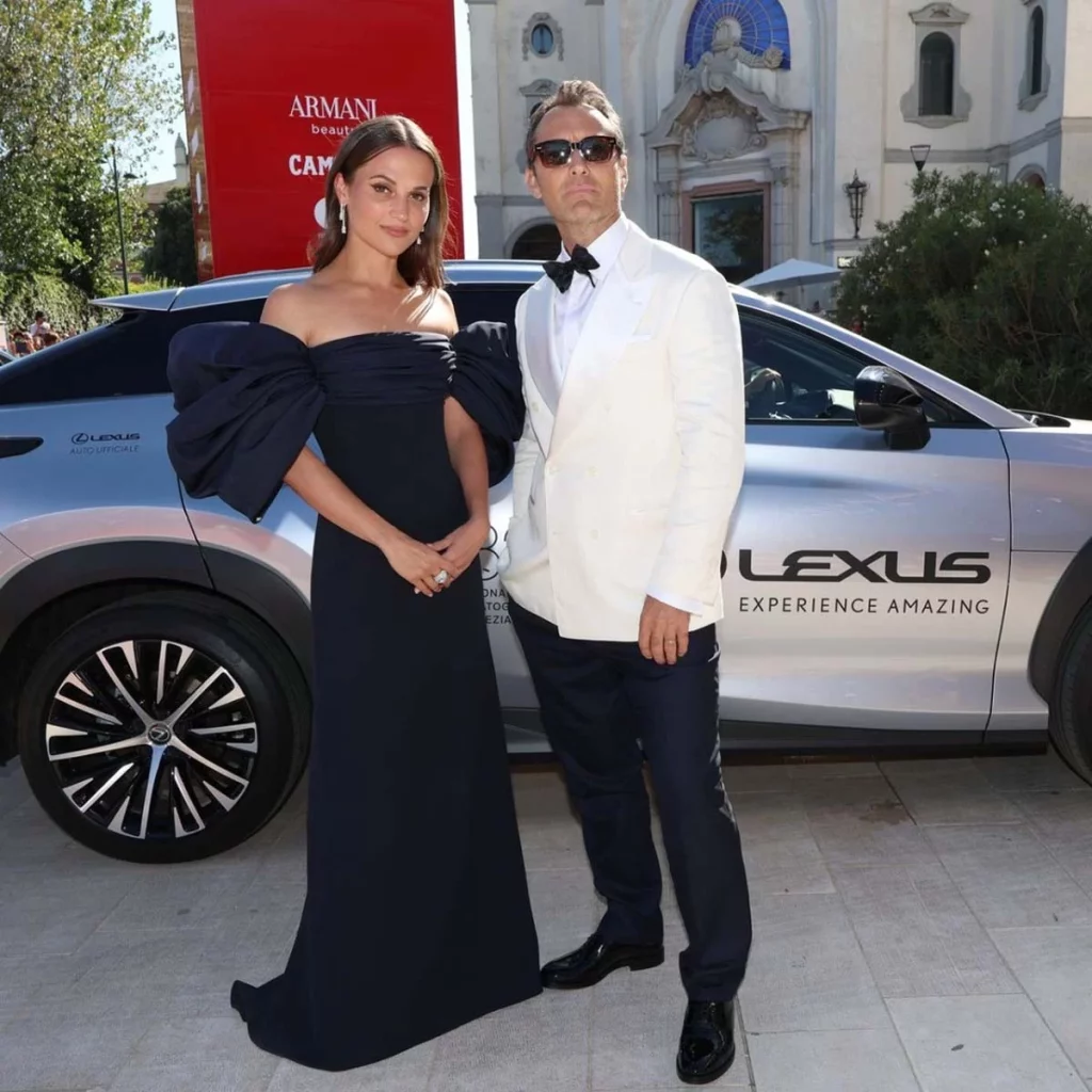 Todas las fotos de Lexus junto a las estrellas del Festival de Cine de Venecia 12 Motor16 LEXUS FESTIVAL CINE VENECIA 202510 Motor16