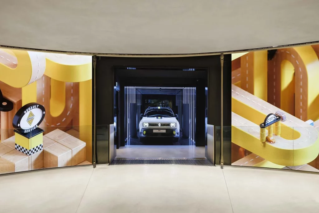 Le defile renault paris13 Motor16