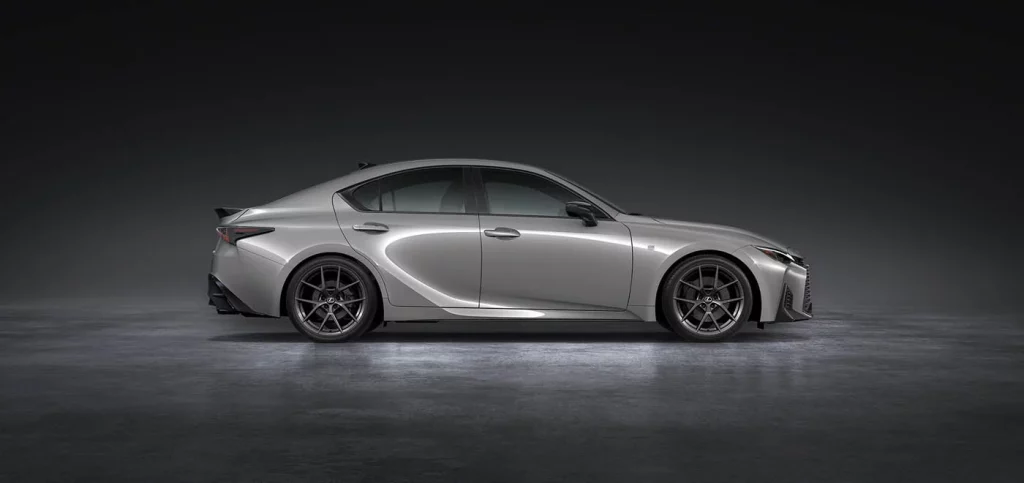 Nuevo Lexus IS: el sedán deportivo que redefine el placer de conducir 2 Motor16 Lexus IS 2025 2 Motor16