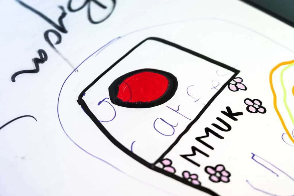 El Mazda CX-30 se convierte en art car en el evento de toma de contacto con el nuevo Mazda6e 14 Motor16 MAZDA CX 30 ART CAR CARFEST REINO UNIDO LUKE CRUMP10 Motor16