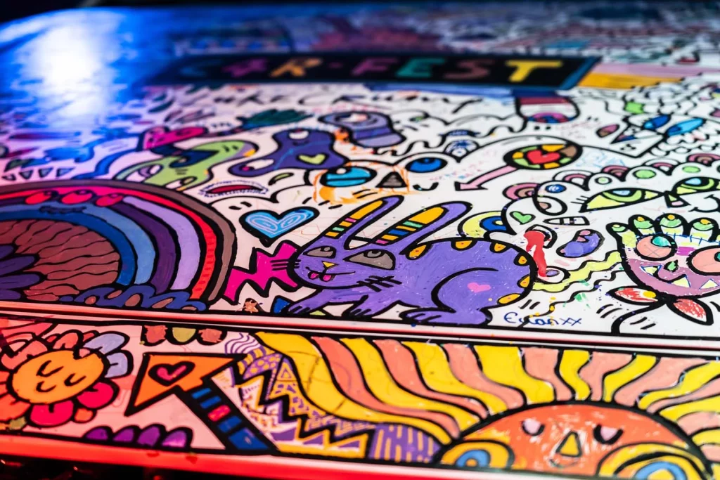 El Mazda CX-30 se convierte en art car en el evento de toma de contacto con el nuevo Mazda6e 21 Motor16 MAZDA CX 30 ART CAR CARFEST REINO UNIDO LUKE CRUMP18 Motor16