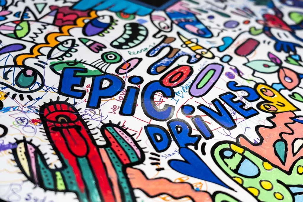 El Mazda CX-30 se convierte en art car en el evento de toma de contacto con el nuevo Mazda6e 7 Motor16 MAZDA CX 30 ART CAR CARFEST REINO UNIDO LUKE CRUMP3 Motor16