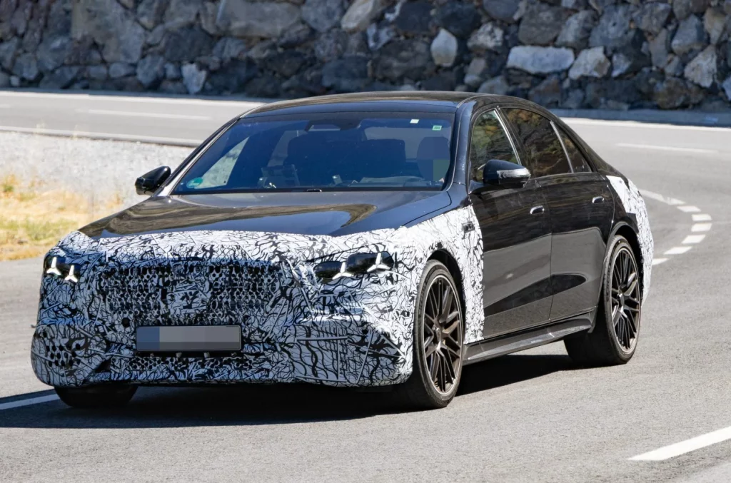 Fotos espía del restyling del Mercedes-AMG S 63 E Performance 6 Motor16 Mercedes AMG S 63 E Performance 2026 4 Motor16