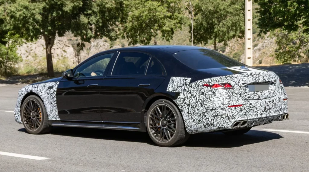 Fotos espía del restyling del Mercedes-AMG S 63 E Performance 10 Motor16 Mercedes AMG S 63 E Performance 2026 8 Motor16