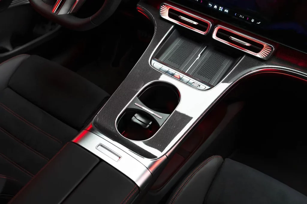 Mercedes-Benz GLC eléctrico: lujo, inteligencia y sostenibilidad en una nueva dimensión 5 Motor16 Mercedes Benz GLC Electrico 17 Motor16