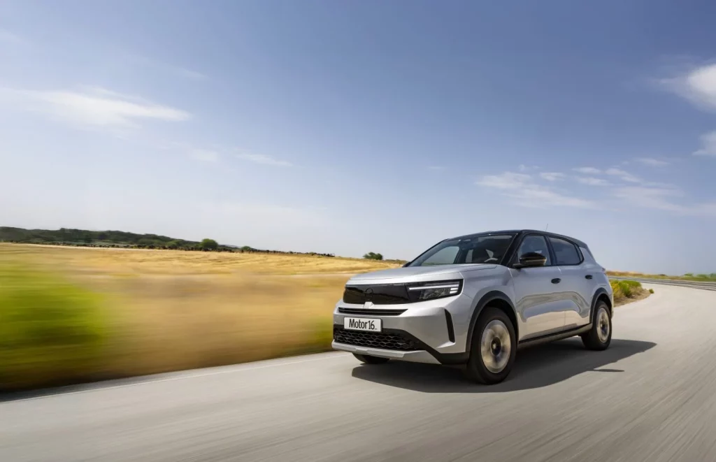 Opel Frontera Hybrid 145 GS prueba 13 Motor16