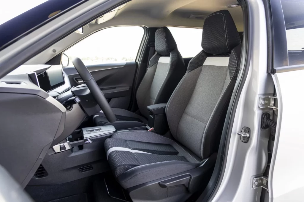 Opel Frontera Hybrid 145 GS prueba 8 Motor16