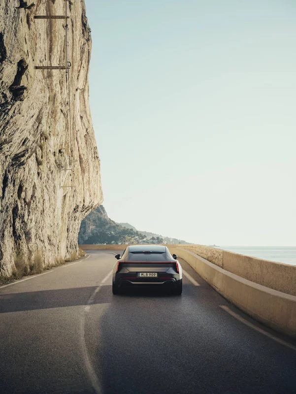 Polestar 5: así se reescriben las reglas de un gran turismo, deportivo, eléctrico y de lujo 8 Motor16 POLESTAR 5 2 Motor16