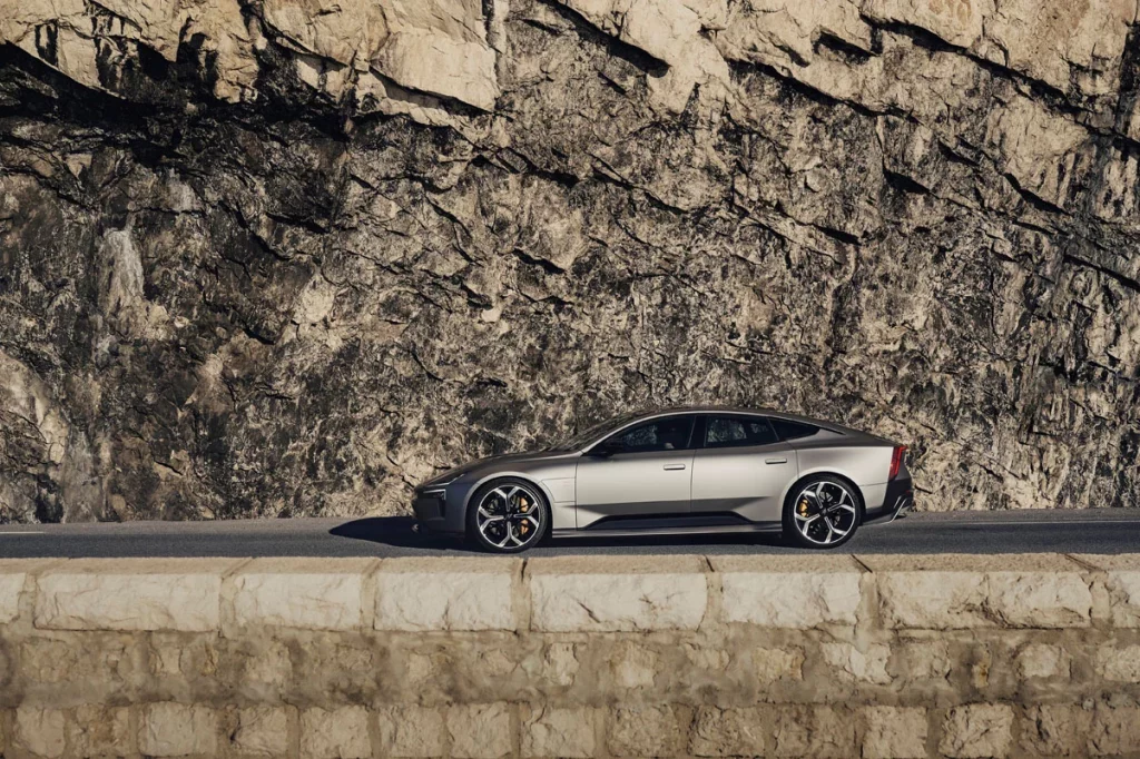 Polestar 5: así se reescriben las reglas de un gran turismo, deportivo, eléctrico y de lujo 11 Motor16 POLESTAR 5 5 Motor16