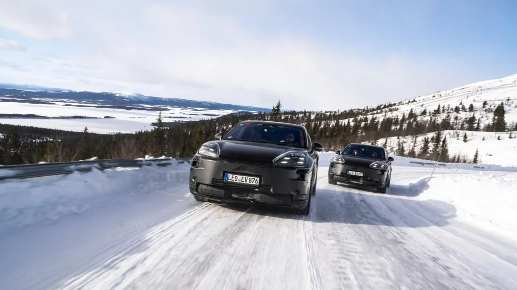 PORSCHE CAYENNE ELECTRICO DESARROLLO 4 Motor16