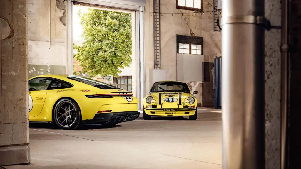 Porsche 911 S/T o la leyenda en amarillo que une dos generaciones 13 Motor16 Porsche 911 10 Motor16