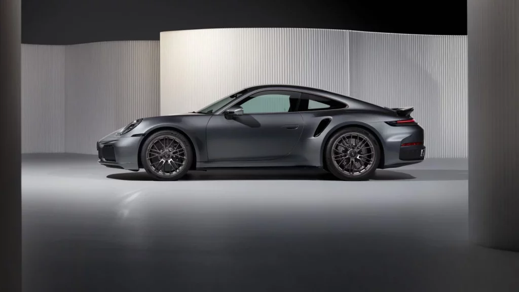 Porsche 911 Turbo S 2026: El cazador de récords 24 Motor16 Porsche 911 Turbo S 2026 29 Motor16