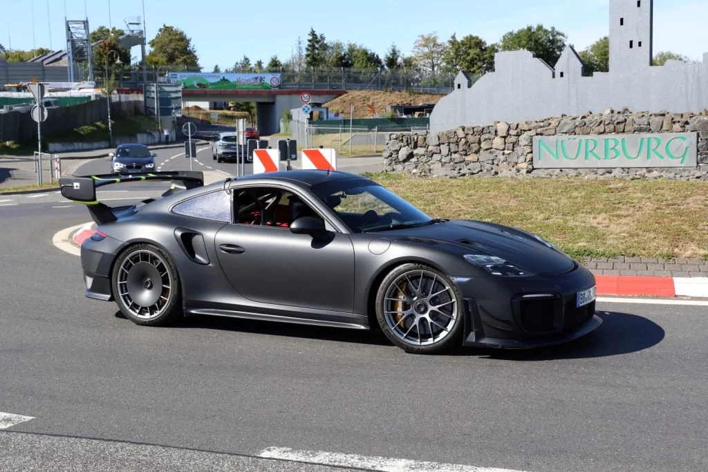 Fotos espía del Porsche 911 Flachbau: ¿Vuelve el 'slantnose'? 13 Motor16 Porsche Flachbau 9 Motor16