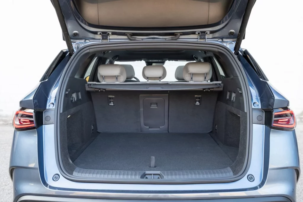 Primera prueba del BYD Seal 6 DM-i: A contracorriente 20 Motor16 SEAL 6 DM i Touring Interior 27 Motor16