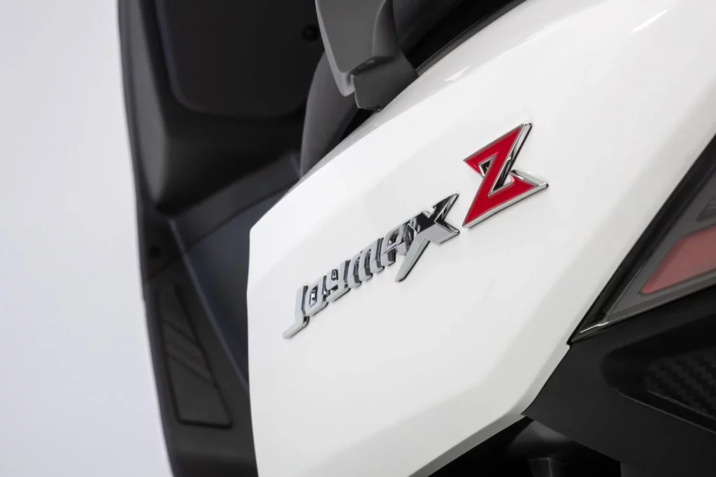 SYM Joymax Z 300: A la conquista de la media cilindrada 2 Motor16 Sym Joymax Z 300 11 Motor16