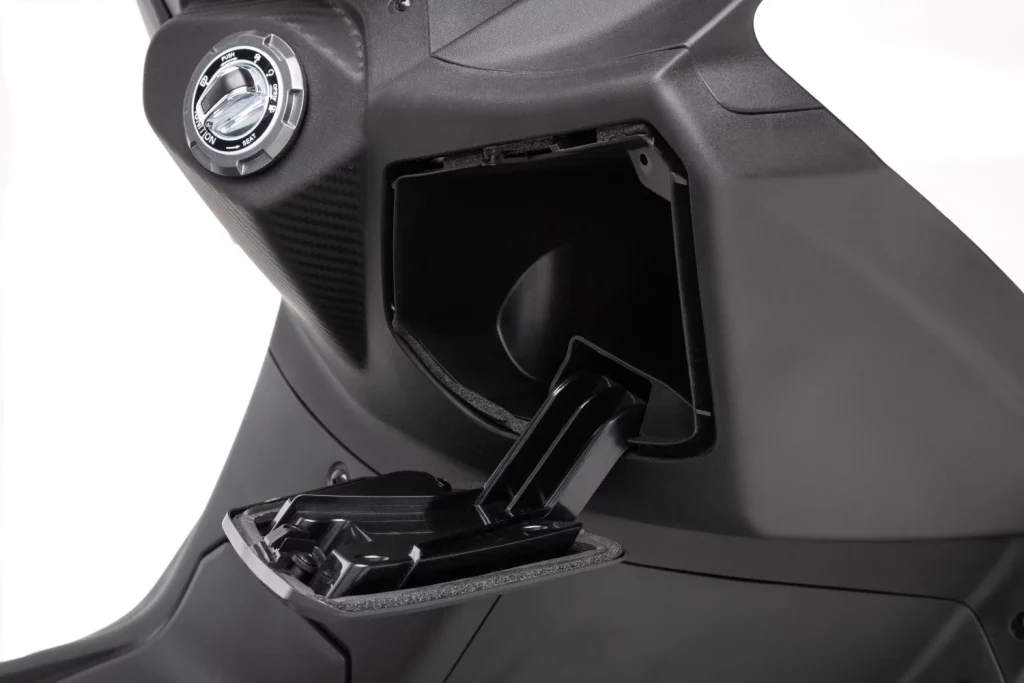 SYM Joymax Z 300: A la conquista de la media cilindrada 6 Motor16 Sym Joymax Z 300 4 Motor16