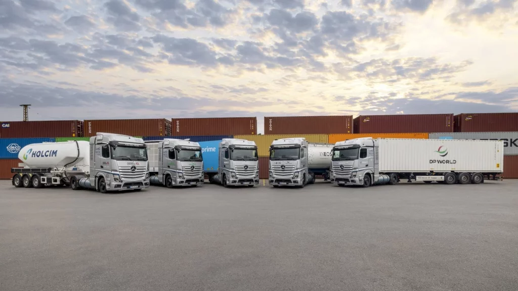 Daimler Truck revoluciona el transporte con sus camiones de hidrógeno: ya han dado cinco vueltas y media al mundo 3 Motor16 TEST REAL CAMIONES DAIMLER HIDROGENO4 Motor16