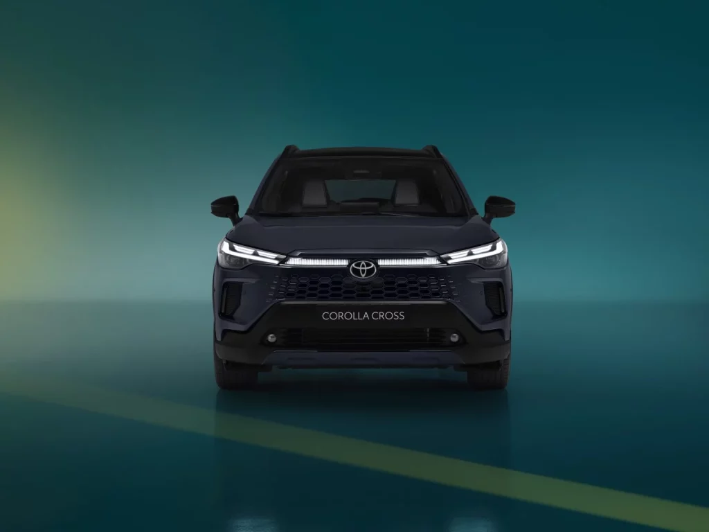 El Toyota Corolla Cross 2025 ya tiene precios. Y sigue siendo caro 5 Motor16 Toyota Corolla Cross 2025 3 Motor16