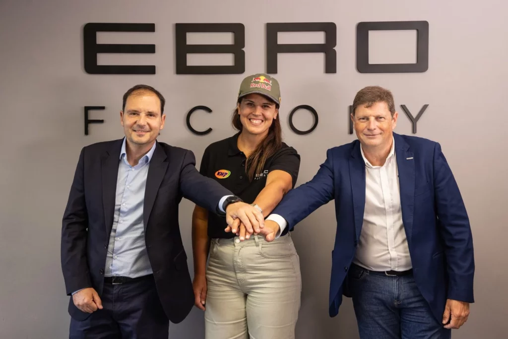 laia sanz ficha ebro dakar 2026 marruecos 2025 buggy century cr 7 t1 plus 3 Motor16