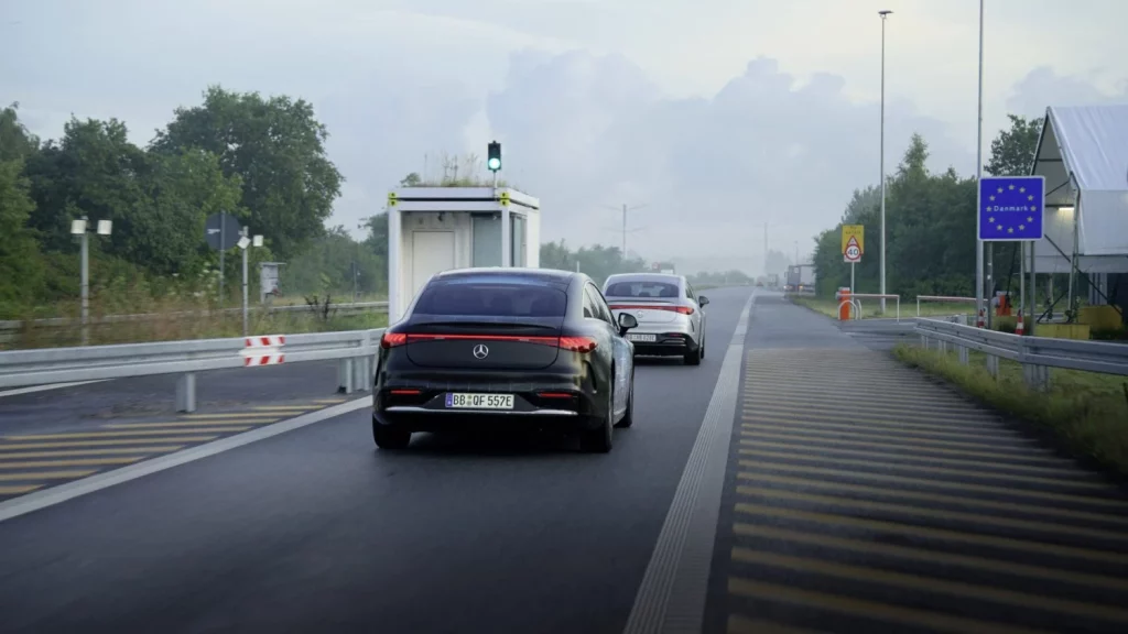 Un Mercedes EQS con batería de estado sólido viaja 1.205 km “de verdad” 18 Motor16 mercedes eqs autonomia 1205 km stuttgart malmo bateria estado solido 7 Motor16