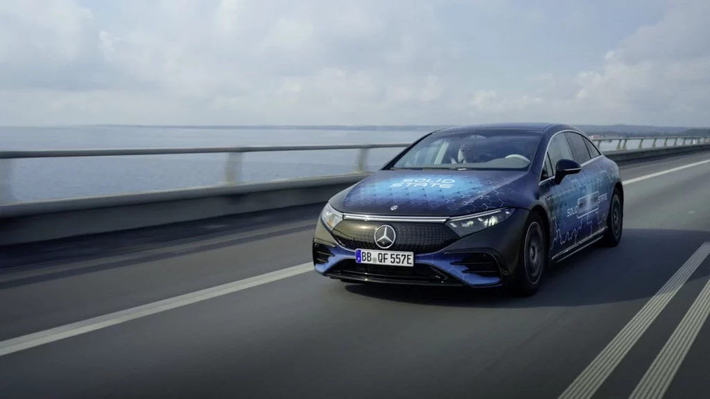 Un Mercedes EQS con batería de estado sólido viaja 1.205 km “de verdad” 16 Motor16 mercedes eqs autonomia 1205 km stuttgart malmo bateria estado solido 9 Motor16