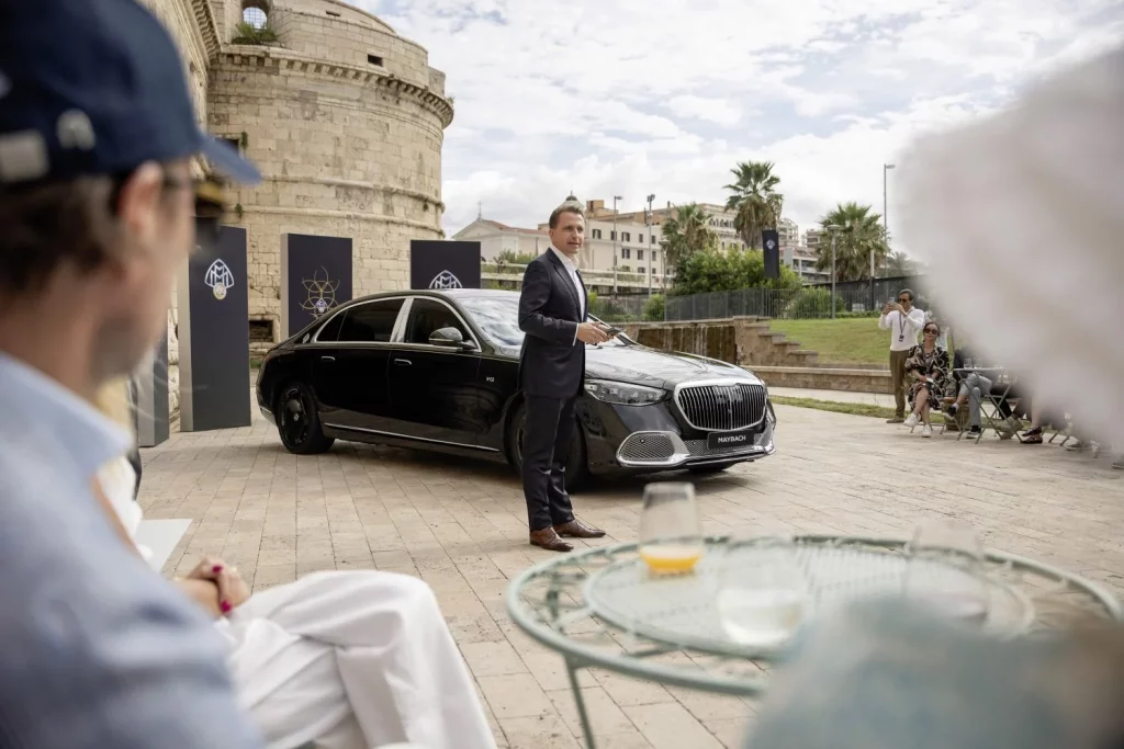 Se llama Mercedes-Maybach V12 Edition, habrá sólo 50 unidades y llevará oro de 24 quilates
