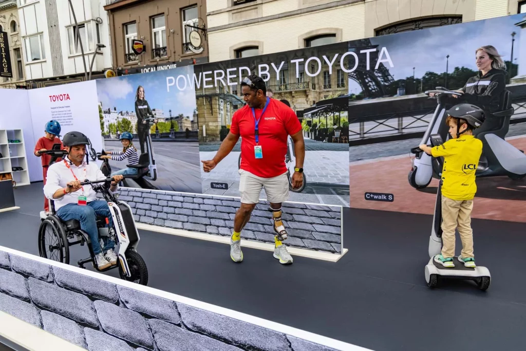 Toyota muestra el potencial de sus vehículos para hacer la movilidad más inclusiva 1 Motor16 mundialparaciclismo2025 apoyodetoyota1 Motor16