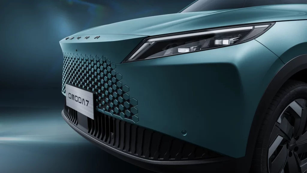 Omoda 7 SHS: El SUV híbrido enchufable presume de sus 1.200 km de autonomía 2 Motor16 Omoda 7 SHS: El SUV híbrido enchufable presume de sus 1.200 km de autonomía