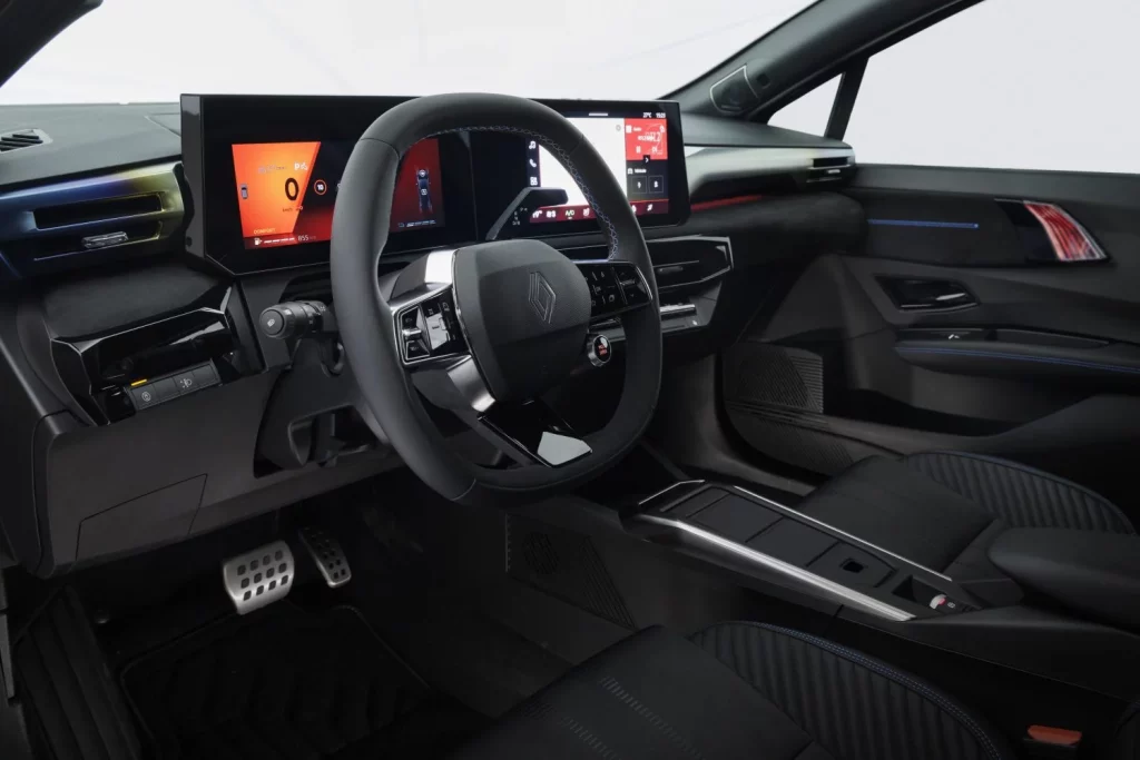 La sexta generación del Renault Clio crece en tamaño y ofrece 1.000 km de autonomía 23 Motor16 La sexta generación del Renault Clio crece en tamaño y ofrece 1.000 km de autonomía