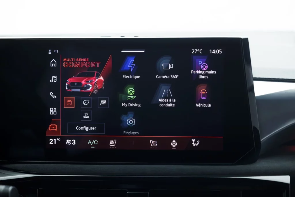 La sexta generación del Renault Clio crece en tamaño y ofrece 1.000 km de autonomía 37 Motor16 nuevo renault clio esprit alpine rojo 2026 15 Motor16