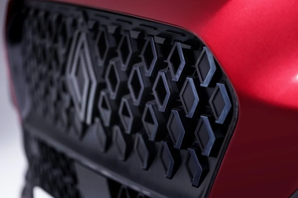 La sexta generación del Renault Clio crece en tamaño y ofrece 1.000 km de autonomía 48 Motor16 nuevo renault clio esprit alpine rojo 2026 26 Motor16