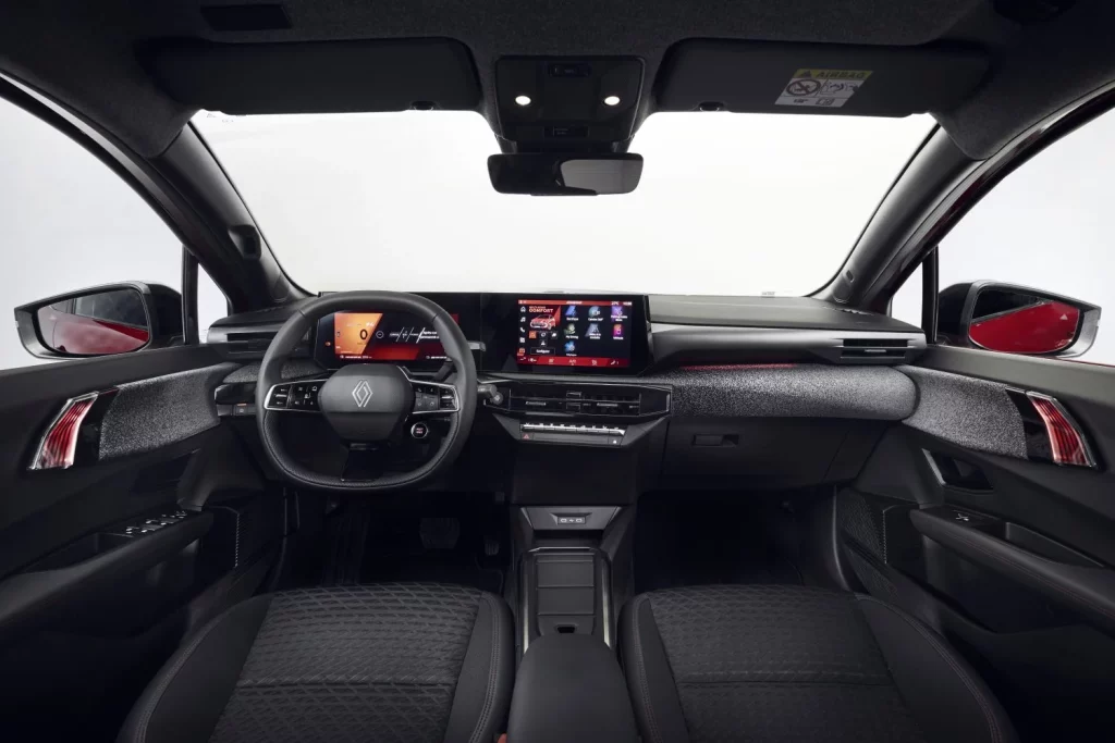 La sexta generación del Renault Clio crece en tamaño y ofrece 1.000 km de autonomía 65 Motor16 nuevo renault clio techno rojo 2026 1 Motor16